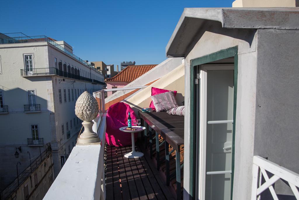 Flh Chiado Terrace Flat Apartman Lisboa Kültér fotó